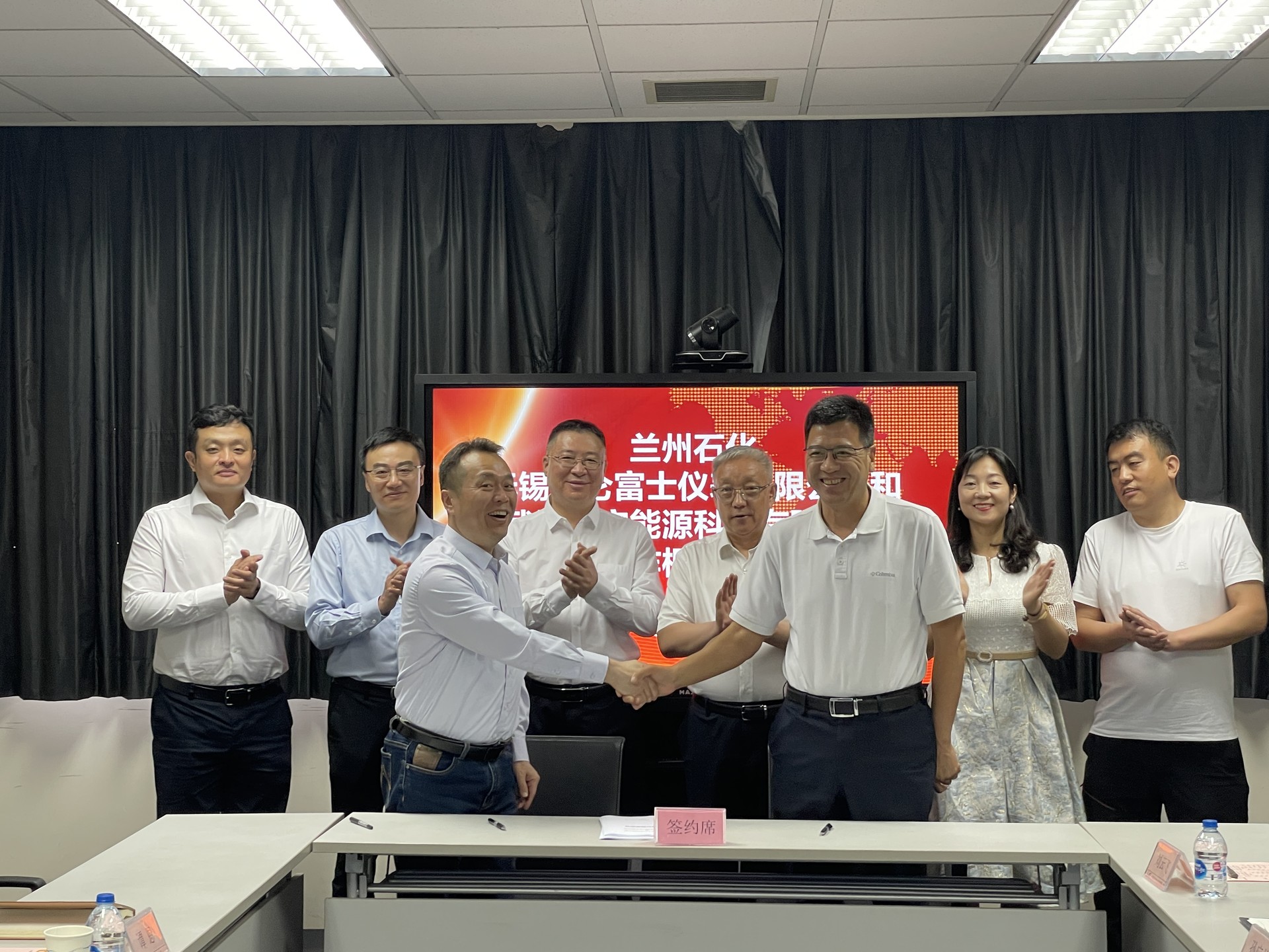 武漢米字能源科技有限公司與無(wú)錫昆侖富士?jī)x表有限公司簽署戰(zhàn)略合作框架協(xié)議